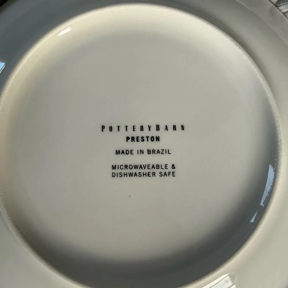 Pottery Barn Preston Polar Bear Plates Christmas Holiday 8.25